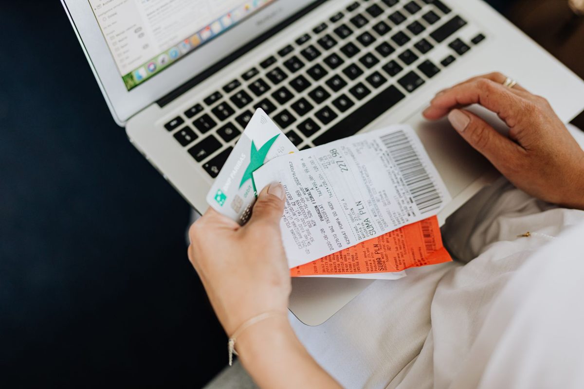 Fraud scoring with a human in the loop