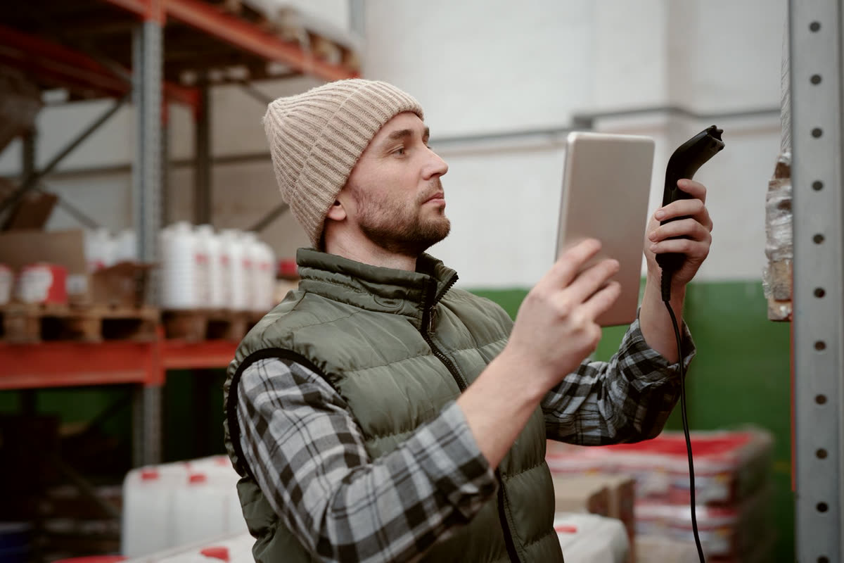 Large enterprise · Manufacturing & distribution — AI Process Automation